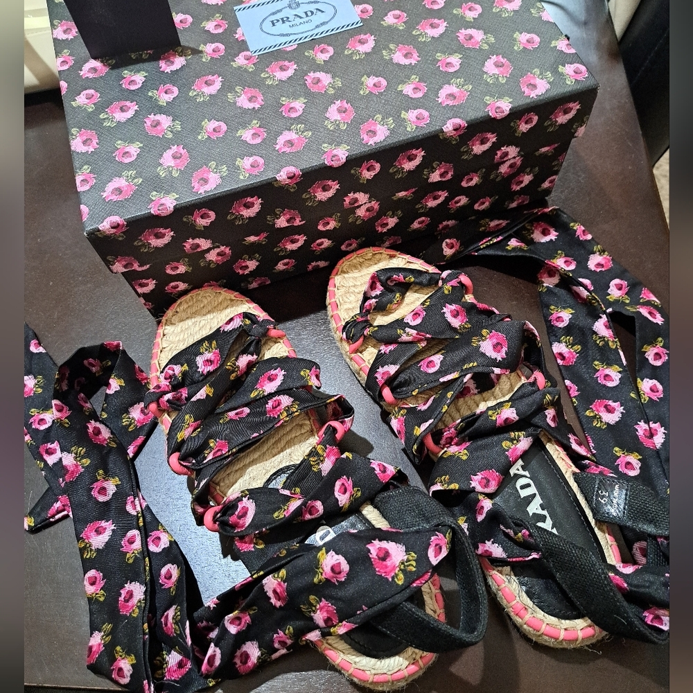 EUC Prada Floral Black Espadrille Sandals - Picture 7 of 8